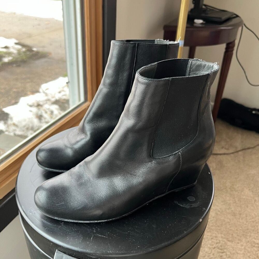 Stuart Weitzman “Nusocks” Black Nappa Leather Wedge Ankle Boots Sz 6